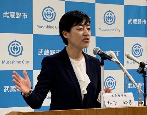 最低賃金１５００円を公約にしている立憲民主党・松下玲子「うちの事務所の時給は１１５０円～です」※東京都の最低賃金１１６３円